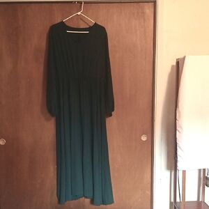 Elegant Green Maxi Dress